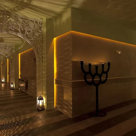 Royal * 써니비치