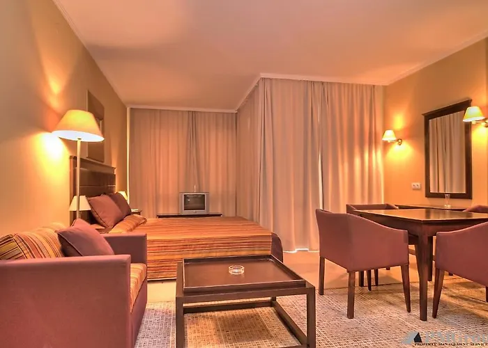 Royal Солнечный берег